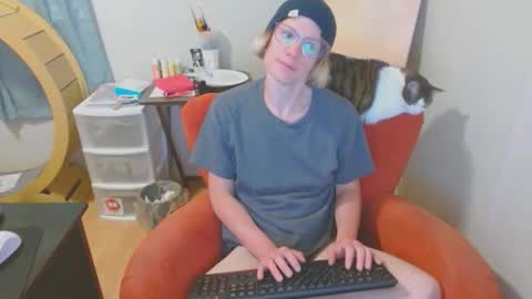 TylerAlternative online show from April 16, 3:28 am