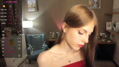Snapshot of udeledelmoref chatting on September 18, 12:47 am Liky online show from September 18, 12:47 am