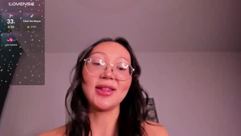 Naomi online show from December 17, 11:17 am