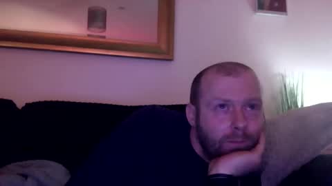 Snapshot of ukmatty3 chatting on March 8, 12:44 am ukmatty3 online show from March 8, 12:44 am