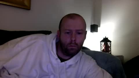 Snapshot of ukmatty3 chatting on December 15, 11:42 pm ukmatty3 online show from December 15, 11:42 pm