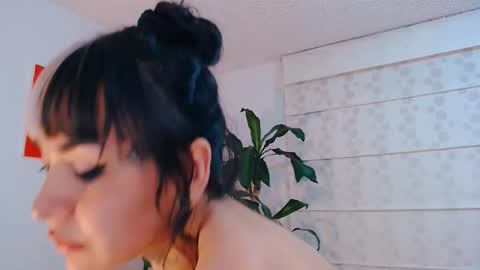 Snapshot of ulala_martina chatting on October 1, 2:21 am Martina online show from October 1, 2:21 am