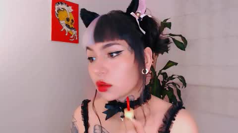 Snapshot of ulala_martina chatting on September 25, 1:34 am Martina online show from September 25, 1:34 am