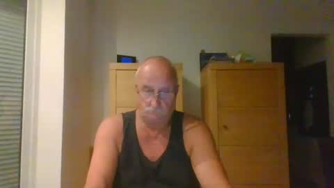 Ulli online show from July 5, 8:05 pm