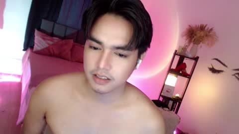 Snapshot of ultimatesexytrans chatting on September 10, 6:53 pm Alex online show from September 10, 6:53 pm