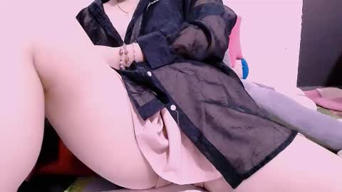 umi_sweet online show from March 4, 7:27 am