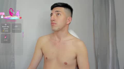 Snapshot of un_slutty chatting on September 9, 7:58 pm Un Slutty online show from September 9, 7:58 pm