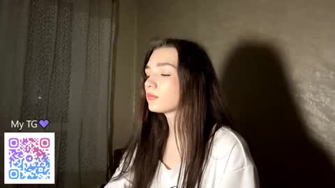 Isobelle lisi online show from January 11, 12:22 pm