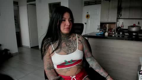 Franchesca  online show from April 14, 8:45 pm