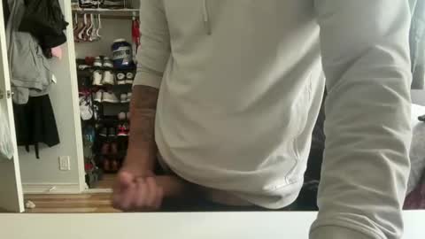 Snapshot of uncutbeard129840 chatting on October 6, 6:48 pm uncutbeard129840 online show from October 6, 6:48 pm