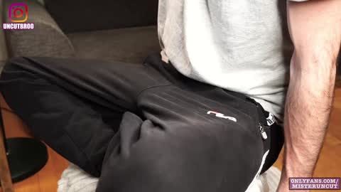 Mister Uncut online show from December 2, 8:06 pm