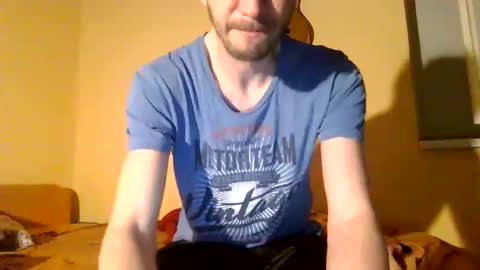 underguy19 online show from May 1, 9:53 pm