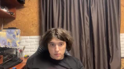 Snapshot of unholy_heat chatting on October 2, 8:18 pm Anri online show from October 2, 8:18 pm