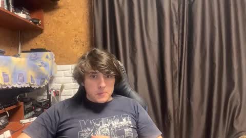 Snapshot of unholy_heat chatting on September 19, 8:23 pm Anri online show from September 19, 8:23 pm