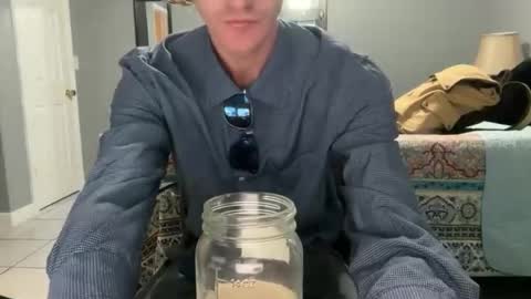 Stepbro online show from December 4, 1:44 pm