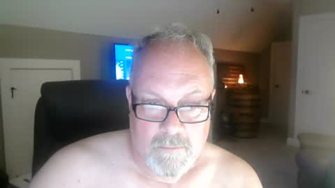 up2later online show from June 18, 4:18 am