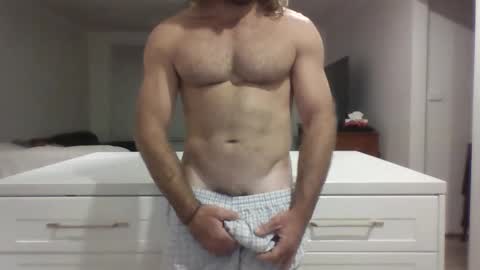 uptonogoodaus online show from January 17, 9:39 am