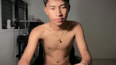 ur_fuckerbttm online show from October 2, 11:47 pm