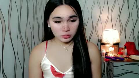 QUEENSY online show from November 4, 3:19 am