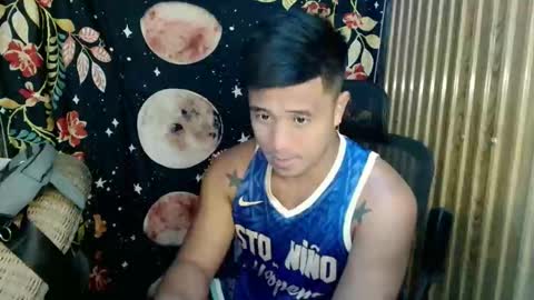 Dave online show from December 17, 3:30 pm