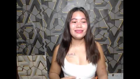 ur_prettychelsie18 online show from June 3, 6:46 pm