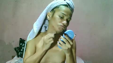 ur_sexybabe_ehra online show from May 27, 12:46 pm