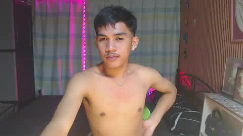 ur_shan21 online show from January 8, 6:25 pm