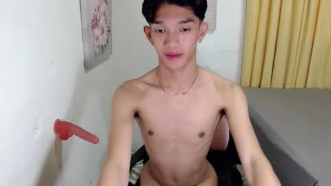urasian_john20 online show from October 19, 10:58 pm