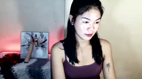 urasian_mary online show from May 11, 8:43 am