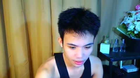 urasiancumboix2 online show from October 19, 4:00 pm