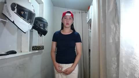 Snapshot of urasiantserika chatting on September 8, 8:19 pm Erika online show from September 8, 8:19 pm