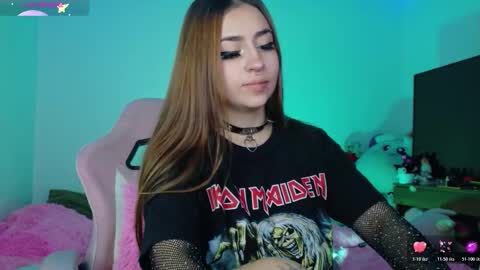 Danielle  online show from December 3, 8:26 am