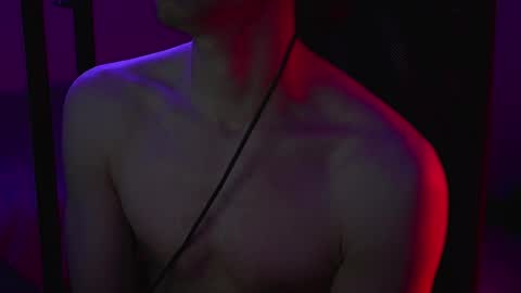 urboytoy_512 online show from November 8, 5:27 pm