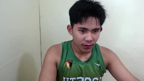 Snapshot of urcutie_asianboy chatting on October 7, 10:00 am KEN online show from October 7, 10:00 am