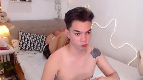 Snapshot of urdeityoflove_ chatting on October 2, 8:13 am rose and khristine online show from October 2, 8:13 am