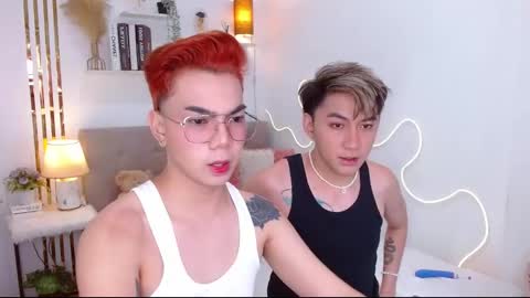Snapshot of urdeityoflove_ chatting on September 25, 1:12 am rose and khristine online show from September 25, 1:12 am