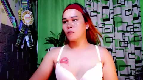 Snapshot of urdreamgirljacky chatting on October 14, 11:13 am urdreamgirljacky online show from October 14, 11:13 am