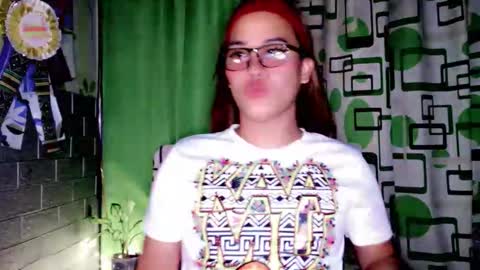 Snapshot of urdreamgirljacky chatting on September 27, 10:02 am urdreamgirljacky online show from September 27, 10:02 am