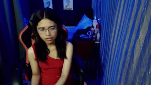 Snapshot of urdreamgirljayne chatting on January 17, 7:08 am urdreamgirljayne online show from January 17, 7:08 am