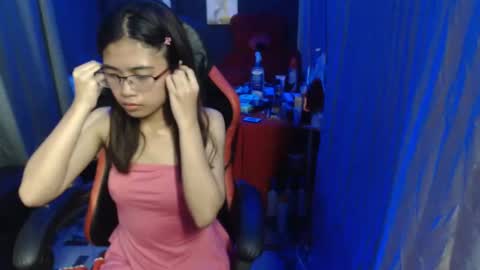 Snapshot of urdreamgirljayne chatting on February 3, 3:38 pm urdreamgirljayne online show from February 3, 3:38 pm