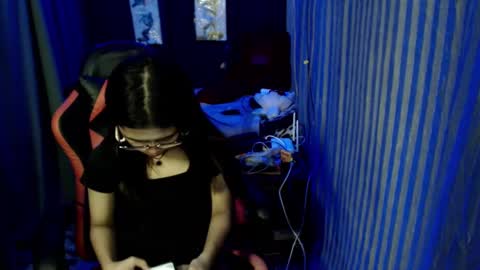 Snapshot of urdreamgirljayne chatting on January 5, 4:14 am urdreamgirljayne online show from January 5, 4:14 am