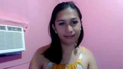 Snapshot of urgirlnabyx chatting on January 27, 10:06 pm Call me naby online show from January 27, 10:06 pm