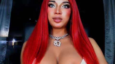 Snapshot of urgoddess_bella chatting on October 14, 2:31 pm My bella 3 online show from October 14, 2:31 pm