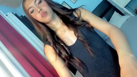 zoey noir online show from November 13, 12:35 am