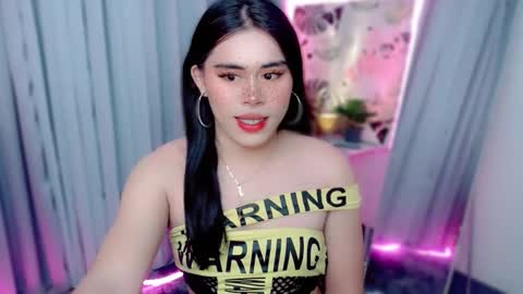 urhotdexie69 online show from September 21, 7:40 pm