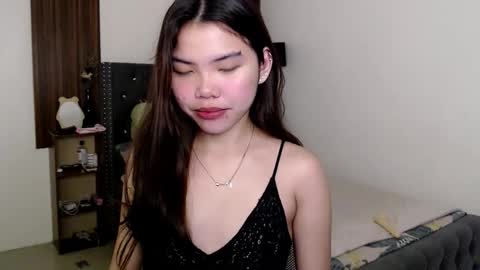 Snapshot of urhottie_melodie chatting on October 28, 8:15 am urhottie_melodie online show from October 28, 8:15 am