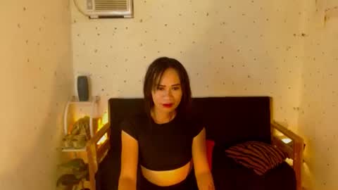 Snapshot of urlovely_che chatting on October 5, 12:24 pm urlovely_che online show from October 5, 12:24 pm