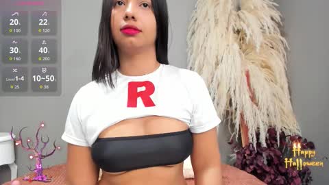 Love online show from October 25, 9:15 pm