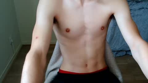 urluckyboi online show from May 30, 10:57 am
