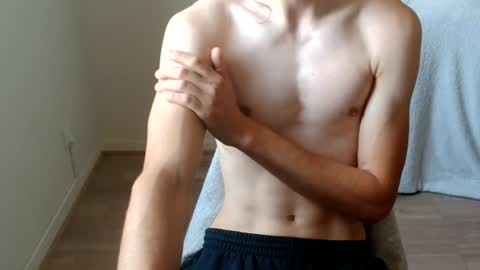 urluckyboi online show from July 13, 11:47 am